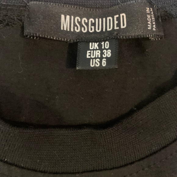 Missguided black cotton t-shirt dress - Picture 2 of 3